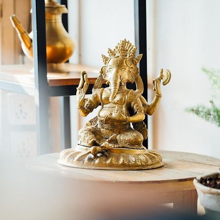 Omana Hotel Катманду Екстериор снимка